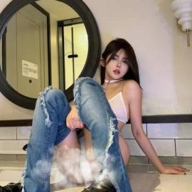 猎德一字马美女若曦