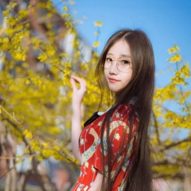 个人中项晨妍