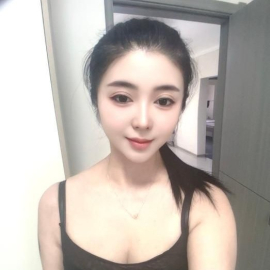 哈西慕晴兼职平面模特