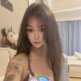 可爱兼职大胸小妹