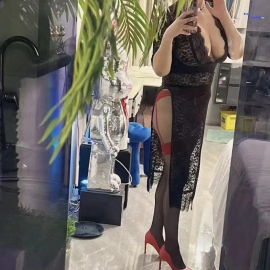 丰满少妇