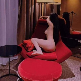 身材nice颜值姗姗